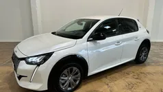 Hvid Brugt 2022 Peugeot e-208 Allure Hatchback | 139.990 kr. (Fair pris)