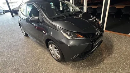 Blåmetal Brugt 2016 Toyota Aygo x-sky Hatchback | 55.000 kr. (Fair pris)
