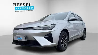 Brugt MG MG5 EV Luxury 130 kW (177 HK) 2022 Sølvmetal Stationcar