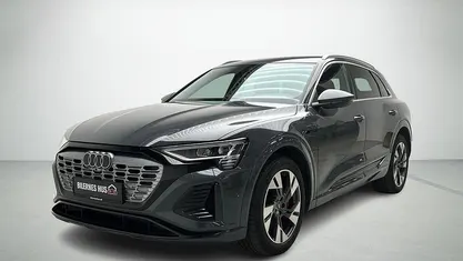 Grå Brugt 2023 Audi Q8 e-tron S-Line SUV | 479.900 kr. (Super pris)
