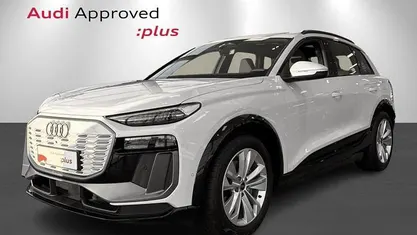 Hvidmetal Ny 2025 Audi Q6 e-tron Performance SUV | 579.900 kr.