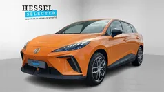 Fizzy orange Ny 2024 MG MG4 EV Luxury Hatchback | 204.900 kr. (Fair pris)