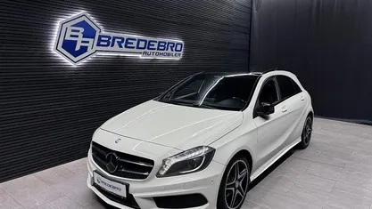 Hvid Brugt 2014 Mercedes A180 AMG line Hatchback | 129.500 kr. (Fair pris)