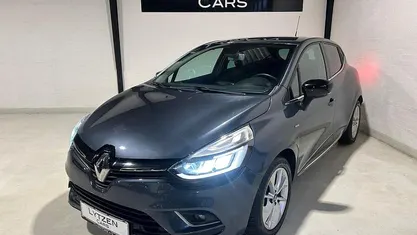 Grå Brugt 2017 Renault Clio IV LIMITED Hatchback | 73.800 kr. (Fair pris)