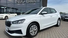 Hvid Brugt 2022 Skoda Fabia Ambition Hatchback | 143.780 kr. (Fair pris)