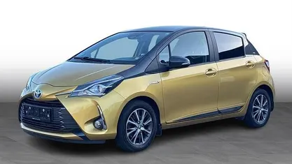 Brugt Toyota Yaris Hybrid H3 100 HK (73 kW) 2019 2sl580 gold/1g3 ash grey Hatchback