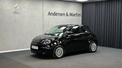 Sort Brugt 2025 Fiat 500e Action Hatchback | 98.900 kr. (God pris)
