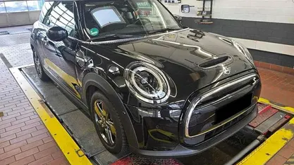 Brugt Mini Cooper SE Essential 135 kW (184 HK) 2023 Hatchback