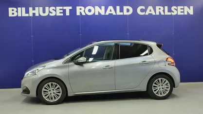 Sølvmetal Brugt 2019 Peugeot 208 Prestige Hatchback | 79.900 kr. (Fair pris)