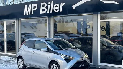 Sølvmetal Brugt 2020 Toyota Aygo X-clusiv Hatchback | 73.900 kr. (God pris)