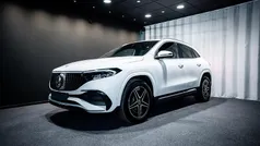 Farve: hvid Brugt 2024 Mercedes EQA250+ AMG SUV | 349.900 kr. (Fair pris)