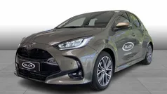 Oxide bronze Brugt 2024 Toyota Yaris Hybrid Executive Hatchback | 310.980 kr.
