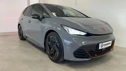 Grå Brugt 2023 Cupra Born High Hatchback | 209.000 kr. (Fair pris)