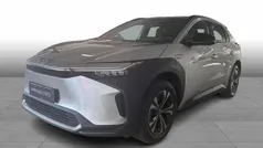 1j6 precious silver Ny 2025 Toyota bZ4X Executive SUV | 349.900 kr. (Fair pris)