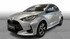 Brugt 2024 Toyota Yaris Hybrid Style Hatchback | 249.900 kr. (Dyr)