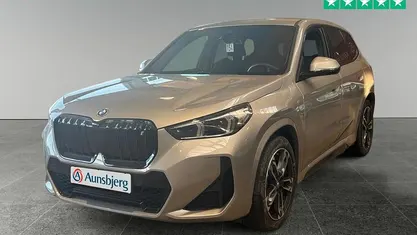 Space silver metallic Brugt 2023 BMW iX1 M Sport SUV | 319.500 kr. (Fair pris)