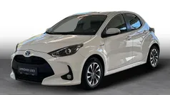 Hvid Brugt 2021 Toyota Yaris Hybrid H1 Hatchback | 169.900 kr. (God pris)
