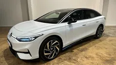 White glacier metallic Brugt 2024 VW ID.7 Pro Hatchback | 389.990 kr. (Fair pris)