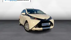Hvid Brugt 2016 Toyota Aygo x-sky Hatchback | 57.900 kr. (Fair pris)