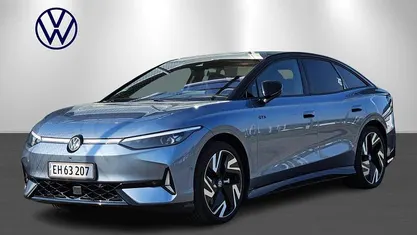 Lysblåmetal Brugt 2025 VW ID.7 GTX Hatchback | 459.800 kr. (Super pris)