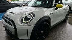 Farve ……………………………………………………………………. lysgrå Brugt 2022 Mini Cooper SE Hatchback | 129.900 kr. (Fair pris)