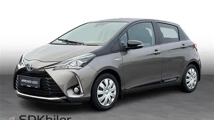Brugt Toyota Yaris Hybrid H3 100 HK (73 kW) 2020 2nt  1g2 platinum bronze/209 Hatchback
