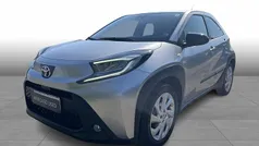 Sølvgrå Brugt 2023 Toyota Aygo Active Hatchback | 159.995 kr. (Fair pris)