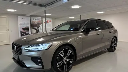 Brugt 2021 Volvo V60 R-Design Stationcar | 314.900 kr. (Fair pris)