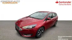 Rød Brugt 2017 Ford Focus Titanium Stationcar | 99.900 kr.
