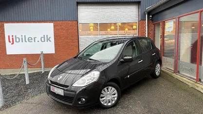 Sort Brugt 2010 Renault Clio III Expression Hatchback | 17.800 kr.