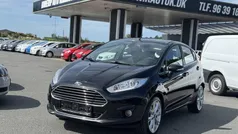 Sort Brugt 2015 Ford Fiesta Titanium Hatchback | 55.900 kr. (Fair pris)