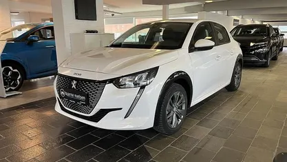 Hvid Brugt 2021 Peugeot e-208 Active Hatchback | 118.800 kr. (Fair pris)