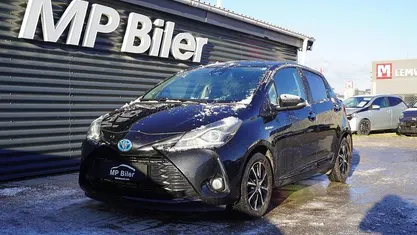 Sortmetal Brugt 2020 Toyota Yaris Hybrid H3 Hatchback | 124.900 kr. (God pris)