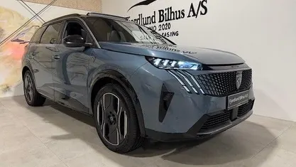 Blåmetal Brugt 2024 Peugeot e-5008 GT SUV | 339.800 kr. (Fair pris)