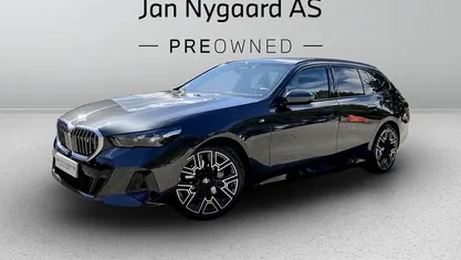 Gråmetal Brugt 2025 BMW i5 Stationcar | 620.400 kr. (God pris)