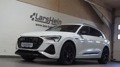 Hvidmetal Brugt 2022 Audi e-tron Black Edition SUV | 499.800 kr. (Fair pris)