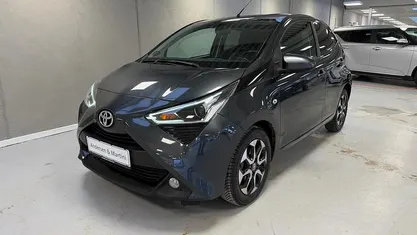 Brugt Toyota Aygo x-press 72 HK (52 kW) 2020 Electrograametallak Hatchback