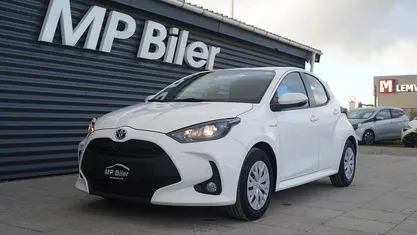 Brugt Toyota Yaris Hybrid H2 116 HK (85 kW) 2021 Hvid Hatchback