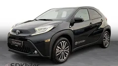 209 night sky black Brugt 2025 Toyota Aygo Active Hatchback | 159.900 kr. (Fair pris)