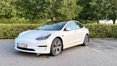 Hvidmetal Brugt 2021 Tesla Model 3 Long Range AWD Sedan | 207.900 kr. (God pris)