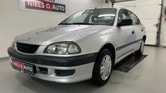 Sølvmetal Brugt 2000 Toyota Avensis Luna Hatchback | 19.800 kr.