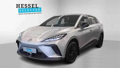 Brugt MG MG4 EV 125 kW (170 HK) 2023 Medal silver Hatchback