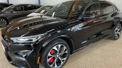Sortmetal Brugt 2023 Ford Mustang Mach-E Extended Range SUV | 329.900 kr. (Fair pris)
