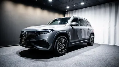 Farve: gråmetal Brugt 2025 Mercedes EQB250+ AMG SUV | 384.900 kr. (God pris)