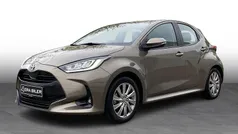Oxide bronze Brugt 2023 Toyota Yaris Hybrid Active Hatchback | 199.900 kr. (God pris)