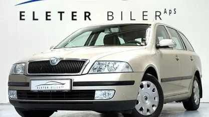 Champagnemetal Brugt 2006 Skoda Octavia Ambiente Stationcar | 17.900 kr. (God pris)