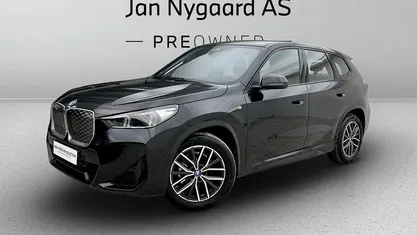 Sortmetal Brugt 2024 BMW iX1 M Sport SUV | 349.000 kr. (Fair pris)
