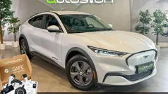 Hvid Brugt 2021 Ford Mustang Mach-E Extended Range SUV | 259.000 kr. (God pris)