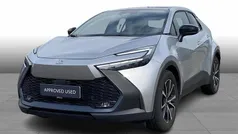 1l0 shimmering silver Brugt 2025 Toyota C-HR Style SUV | 339.900 kr. (Fair pris)