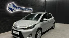 Sølvmetal Brugt 2013 Toyota Yaris Hybrid H1 Hatchback | 34.500 kr.